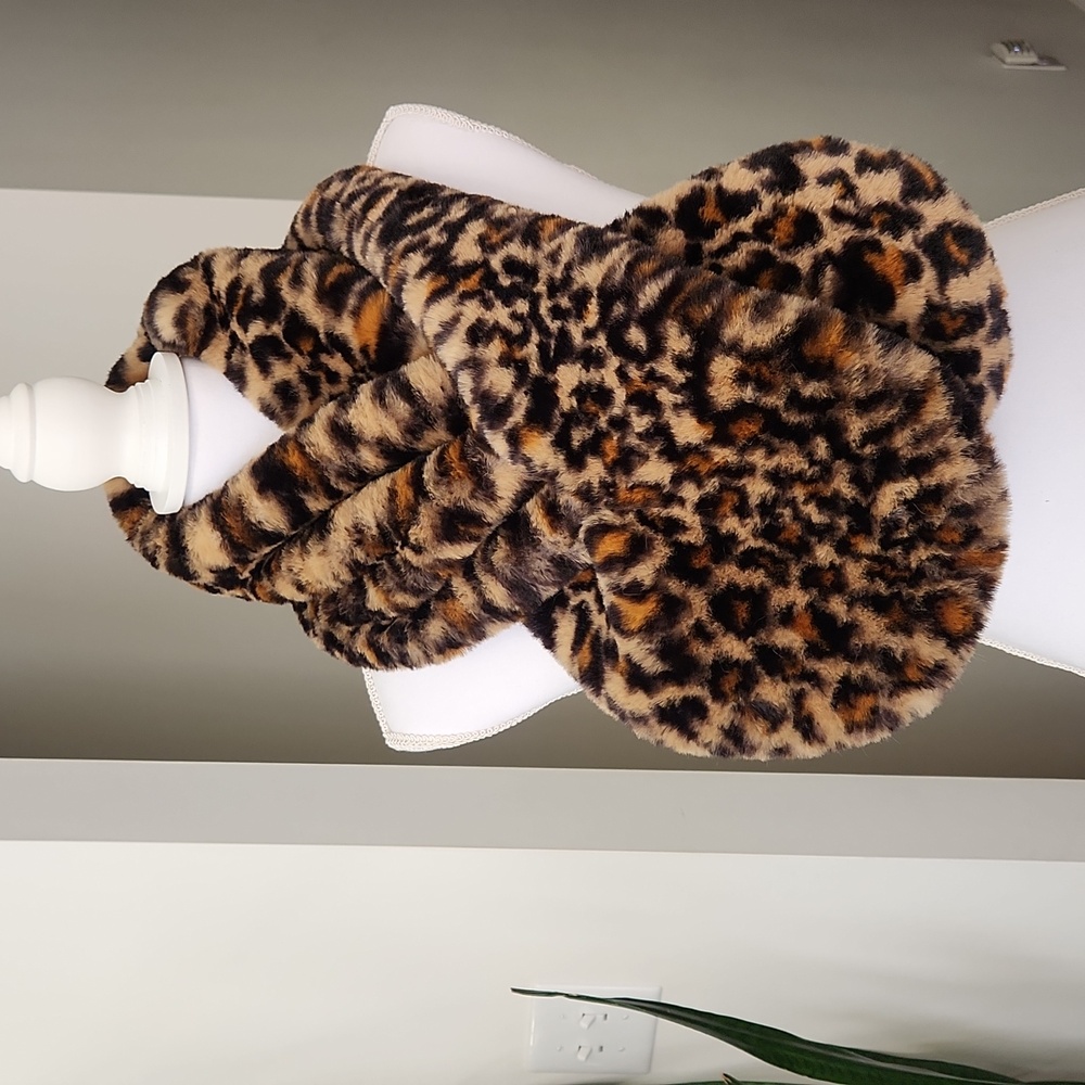 Zara Leopard Print Wrap Scarf Stole Faux Fur - Picture 5 of 12